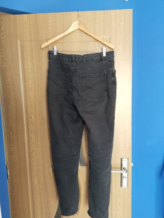 Pantaloni boyfriend de Sinsay mărimea 38