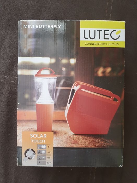 Соларна лампа за къмпинг