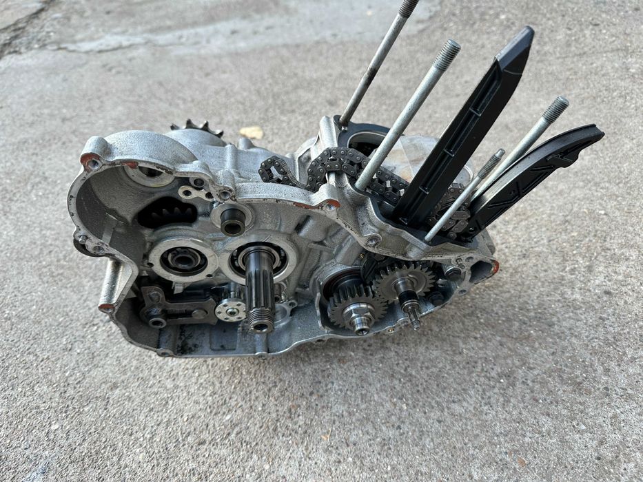 Двигател на части за KTM EXC-F, SX-F 350/250cc 2012-2015