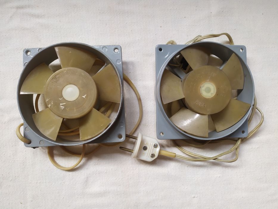 Вентилятор охлаждения.