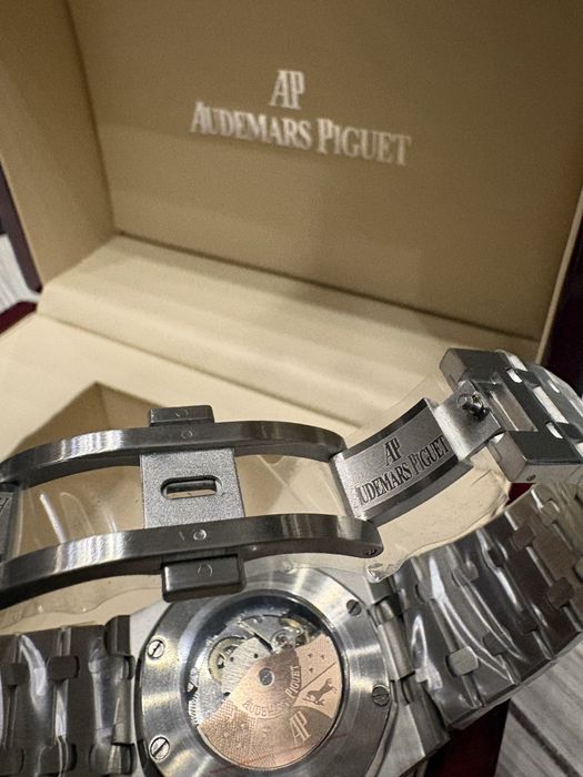 Часовник Audemars Piguet(AP)