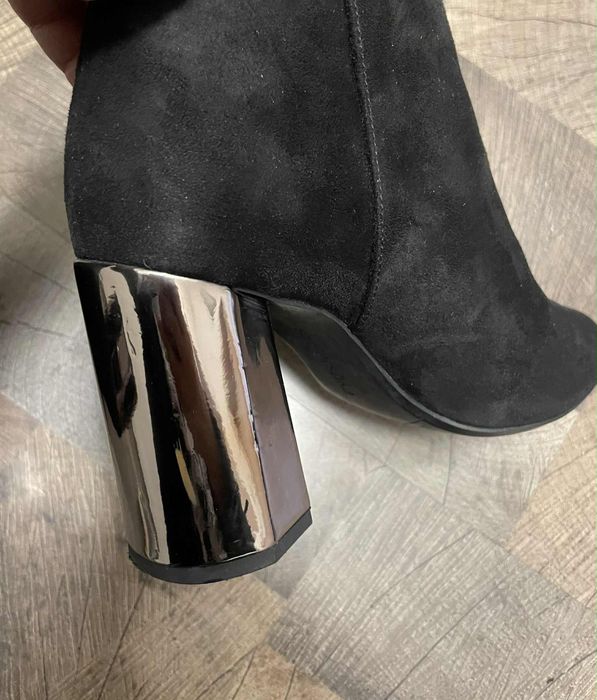 Боти Bershka размер 36