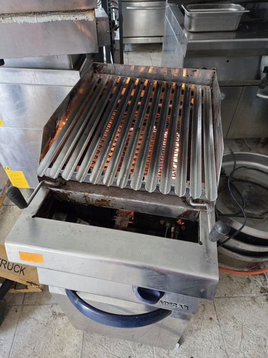 Gratar inox pe curent sau gaz, grill electric