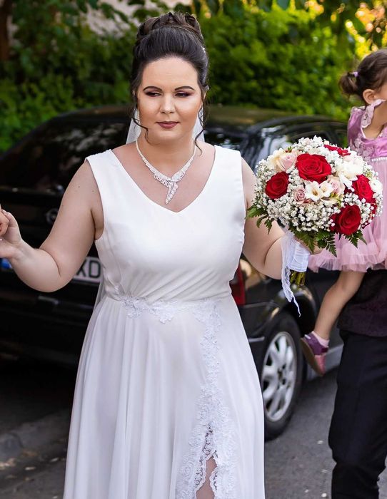 Vand rochie de mireasa