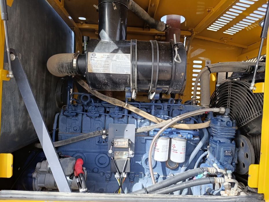 Пагрузчик 1.8 срочно сотилади