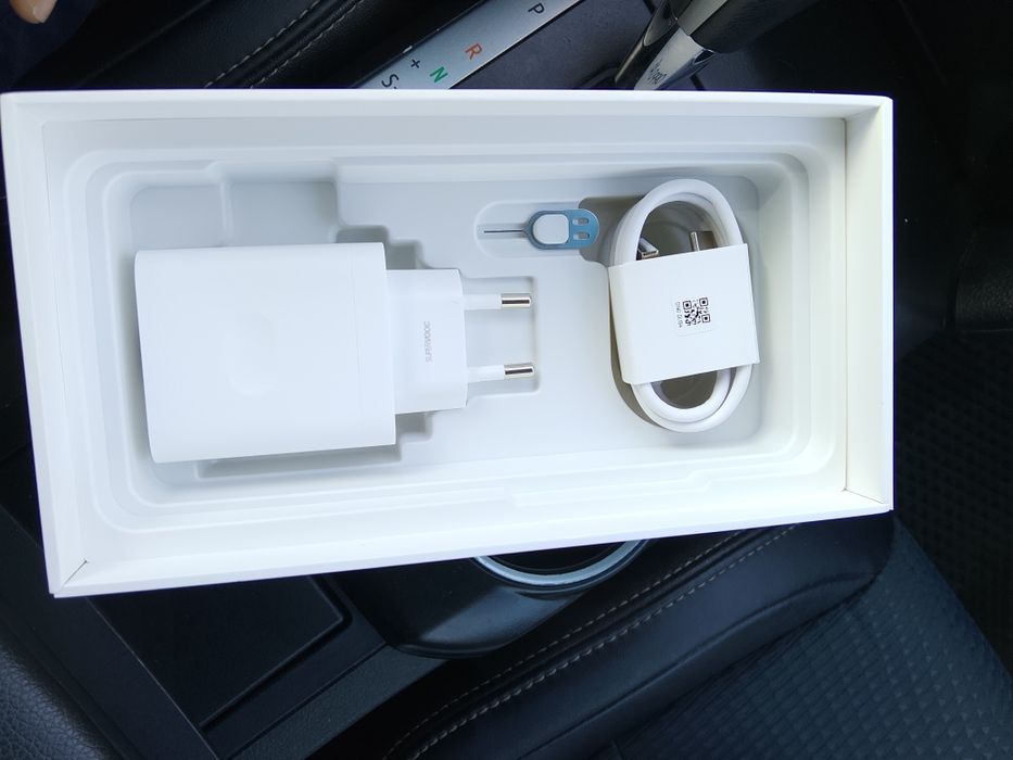 Продам новый смартфон OPPO A5 128 гб.