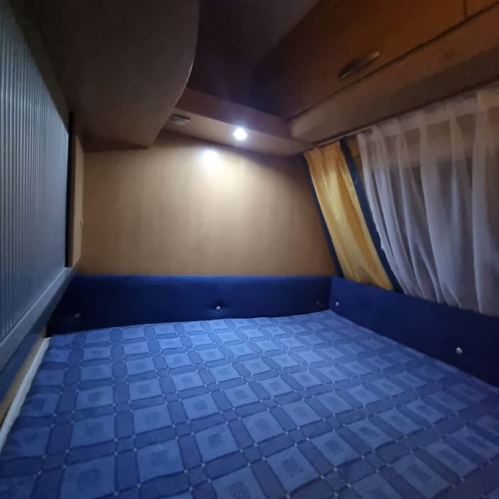 Дом на колесах  Knaus 2008гв