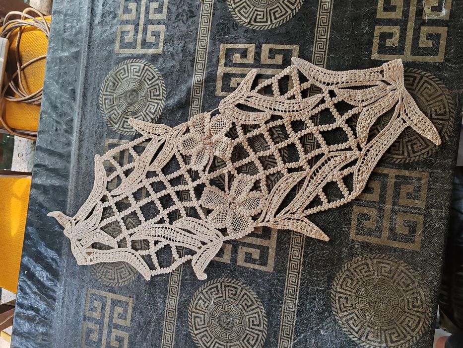 Lasete la set lucrate manual