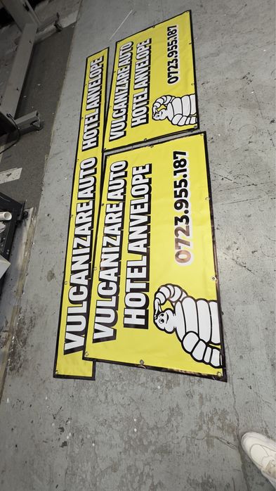 benere banere bennere bannere stikere autocolante etichete colantari