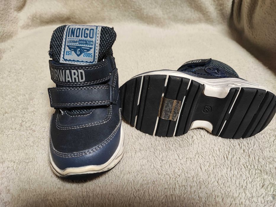 Ботинки новые на мальчика 23 размер