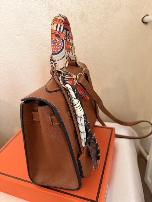 Чанта по модел на Her*mes