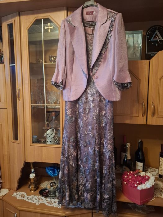 Rochie de seara cu broderie