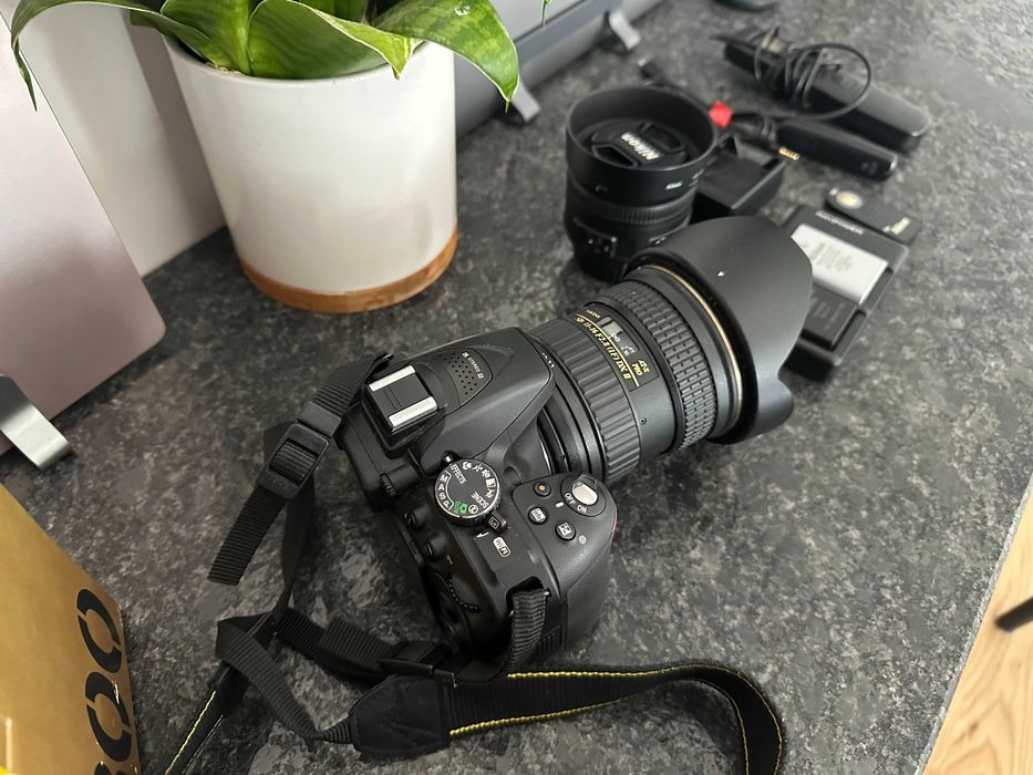 Nikon D5300 + Tokina 11-116mm + Nikkor 35mm