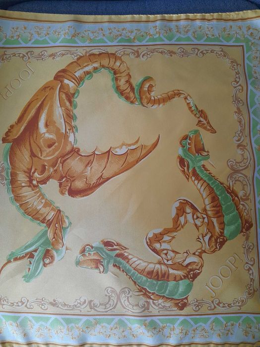 Esarfa Joop, matase naturala, 120 lei