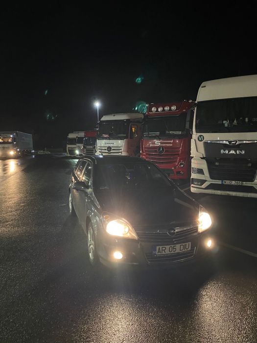 Opel Astra H Caravan 1.7 CDTI  2010  (1.400-Negociabil)