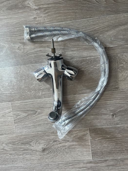 продам смеситель для раковины