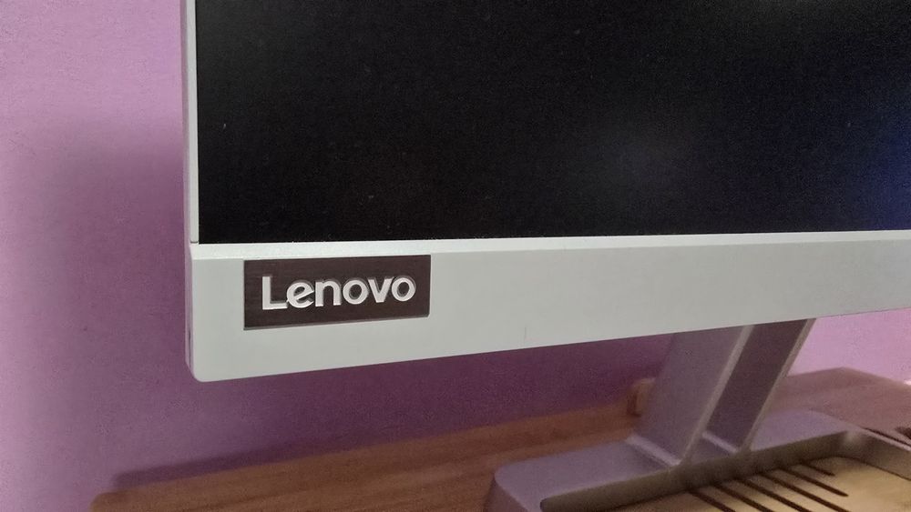 Монитор Леново 21.5"