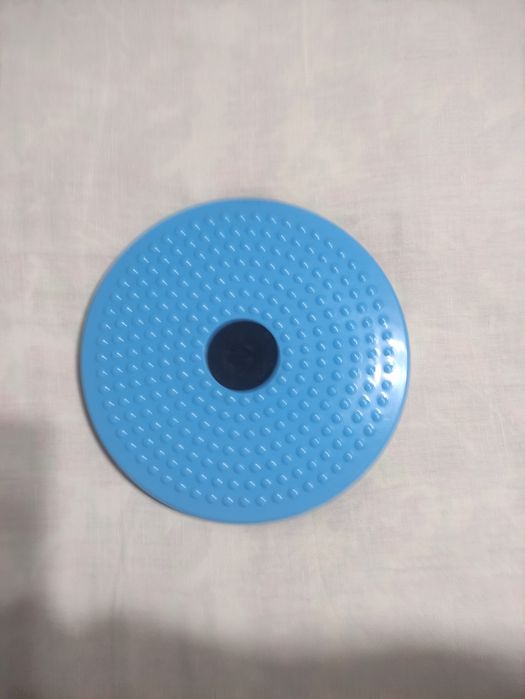 Продаются диск для похудения и  электронные весы напольные