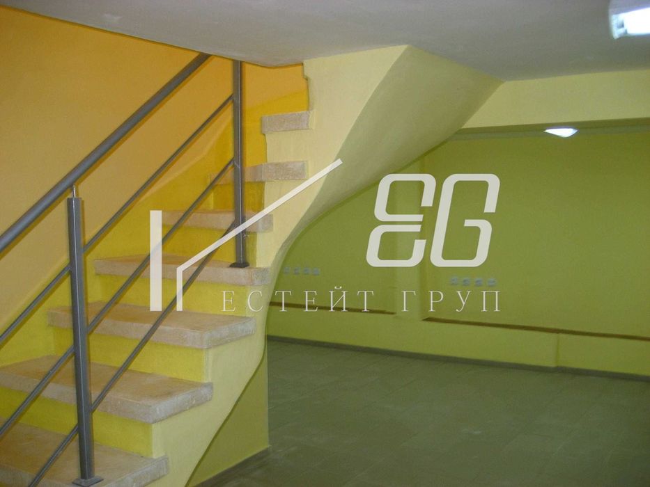 Магазин в Варна-Христо Ботев площ 80 цена 700