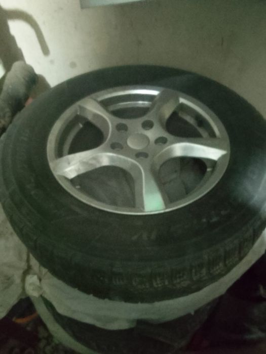 Продам диски 215/70/R16