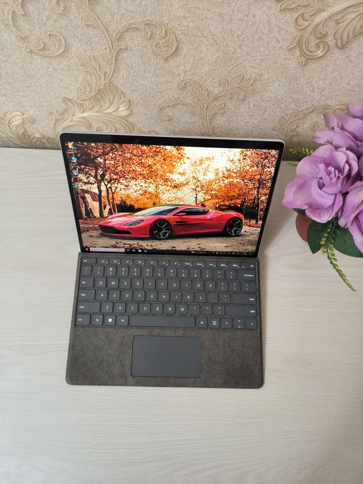 Microsoft Surface Pro 8 LTE
