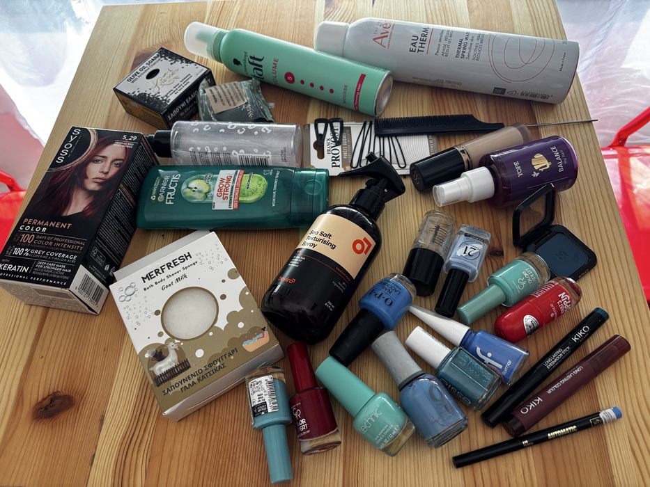 Лот козметика Essie, Orly, KIKO, Avene, Taft, syoss, Garnier