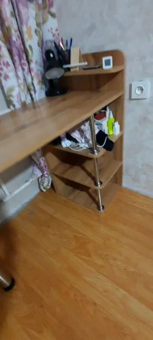 Маникюрный складной стол