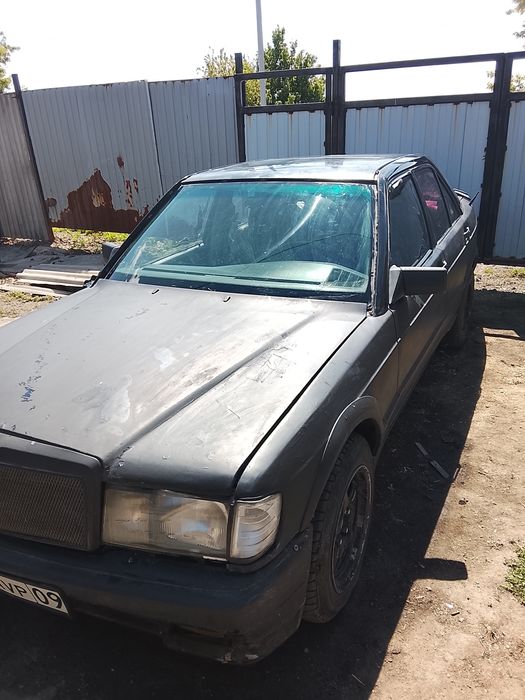 Продам Мерседес 190