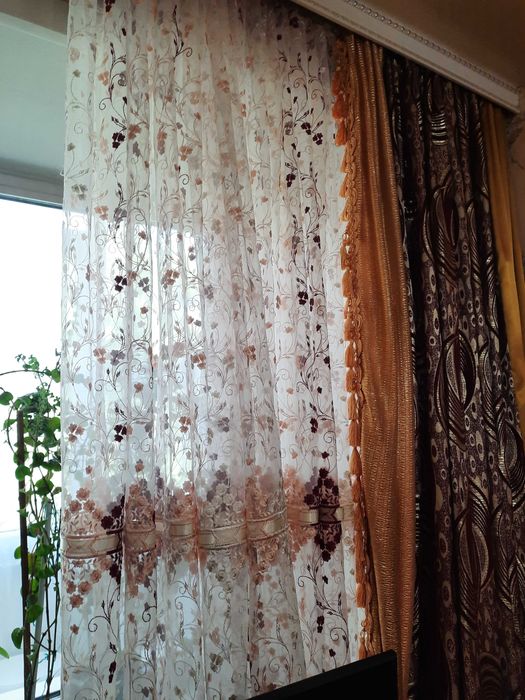 Продам  2-х комнатную.  2-й этаж