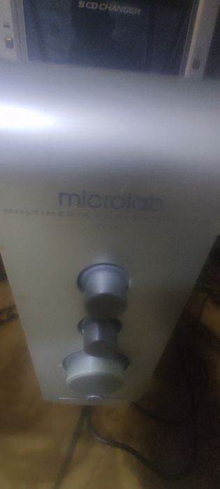 Продам усилитель с колонками микролаб