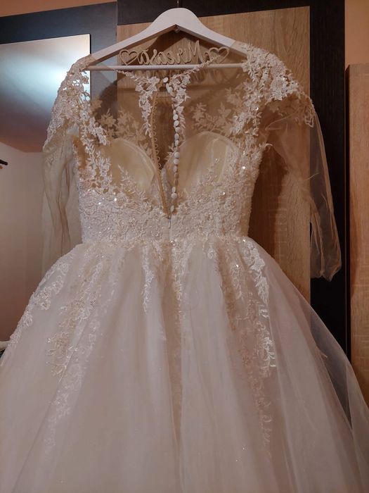 De vanzare Rochie de Mireasa