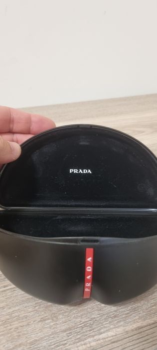 Оригинален  Калъф за очила PRADA