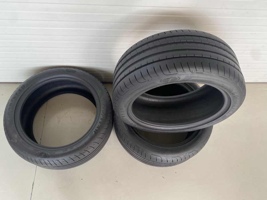 3бр летни гуми 235/45/17/Goodyear Eagle F1 assymetric/dot0720/5.5мм