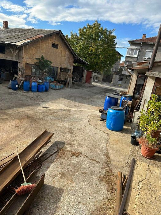 Продава се Промишлена сграда в Асеновград - 1885 кв.м за 229 €/кв.м - Снимка #4