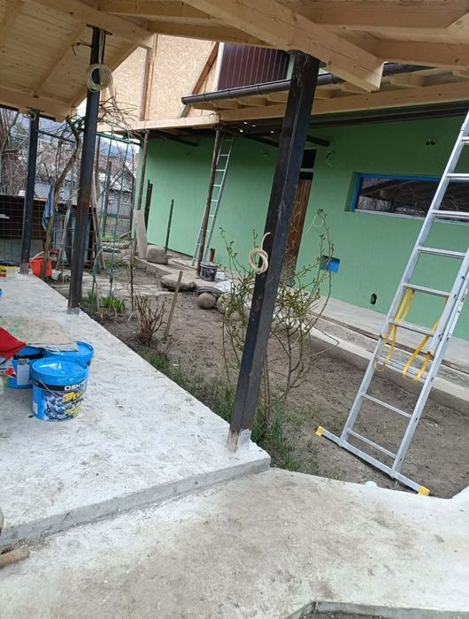 Execut lucrări de construcții renovari
