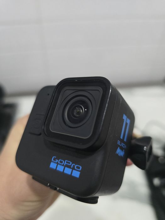 Экшн-камера GoPro HERO 11 Mini плюс комплектация