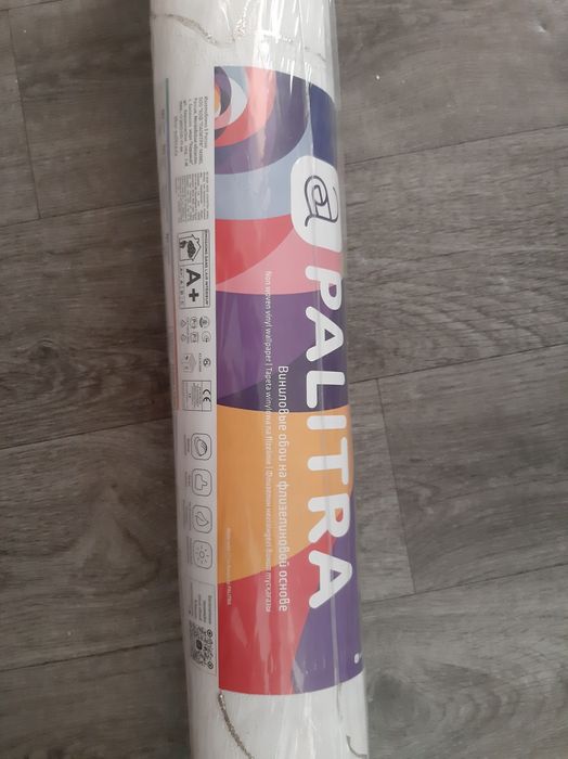 Обои новый  упаковке