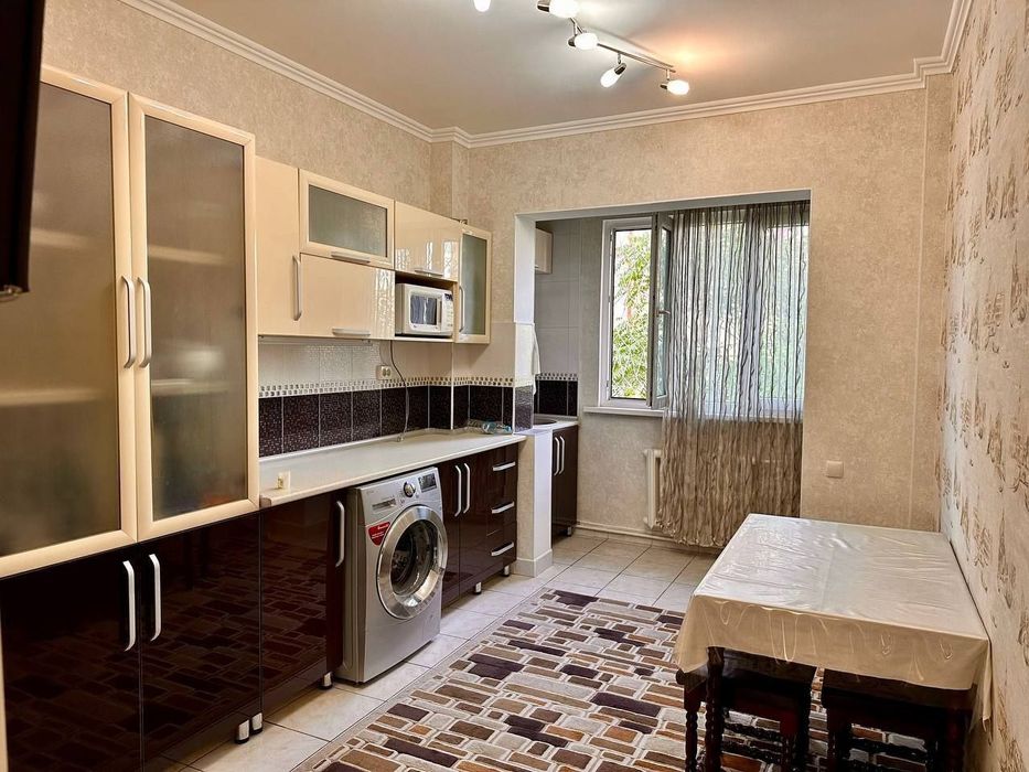 Продам 2 ком Юнусабад 8 квартал Ипотека