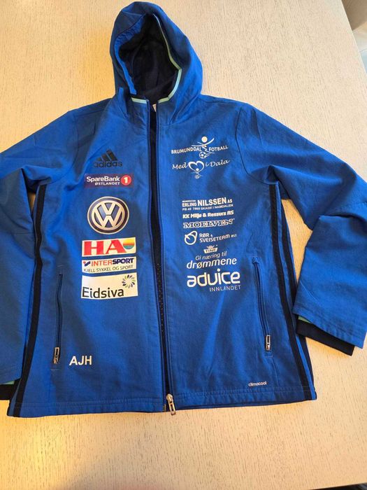 Спортно яке Adidas