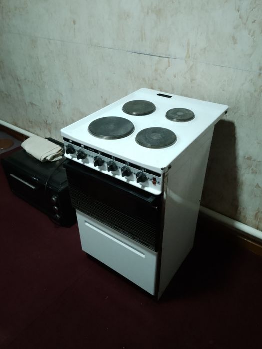 Электро плита "Stromberg" холати яхши