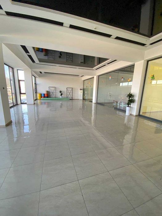 Сдается помещение под школу, Юнусабадский р-н, первая линия, Хасанбой