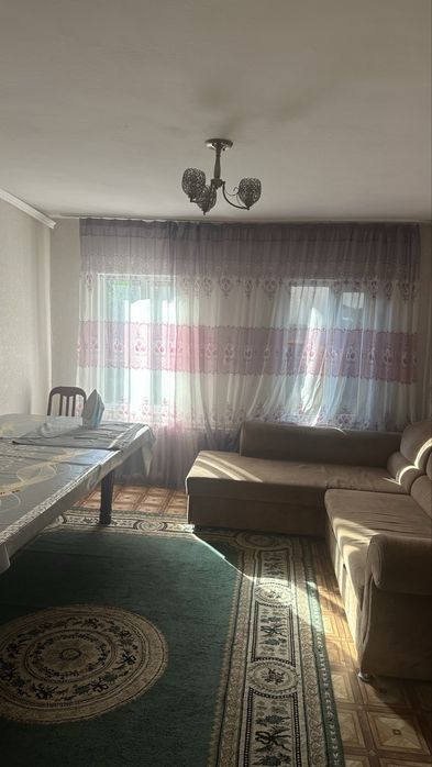 Сдаётся дом  в хорошем районе
