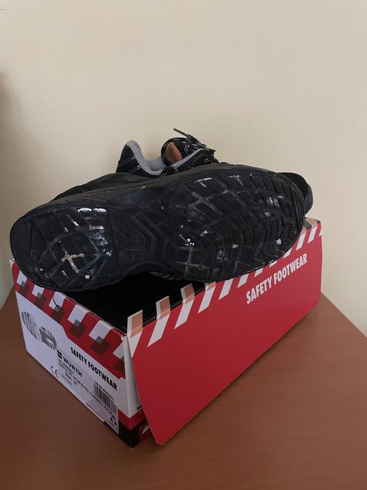 Работни обувки Wurth с метално бомбе