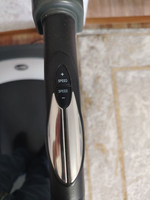 Продам беговую дорожку