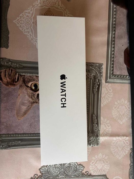 NOU SIGILAT Apple SE 44mm Midnight