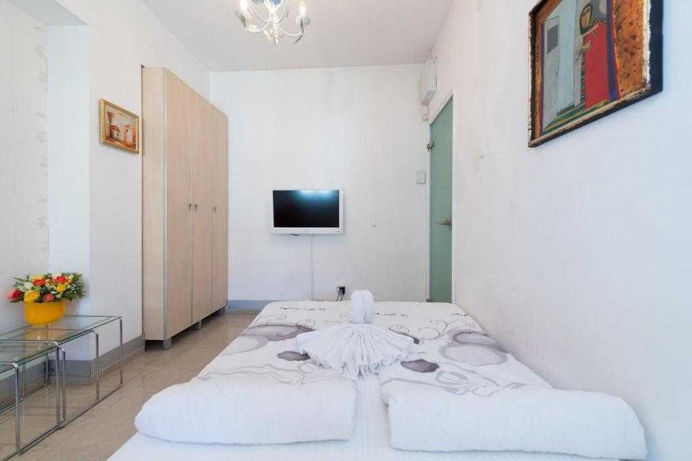 Студио в центъра на София Lovely Top Center Studio