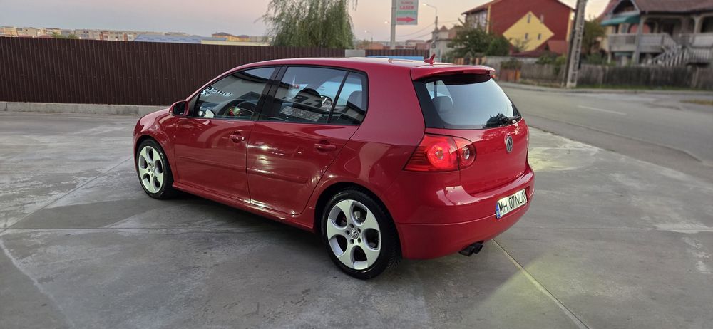 Volkswagen Golf 5 GTI