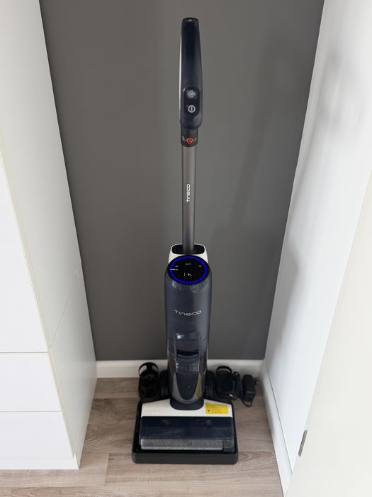 Aspirator vertical cu spalare Tineco Floor One S5 Extreme, 30 W, autonomie pana la 35 minute, 0.8L, Wi-Fi, albastru