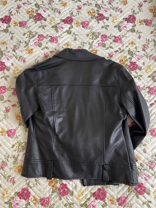 Курточка отличного качества