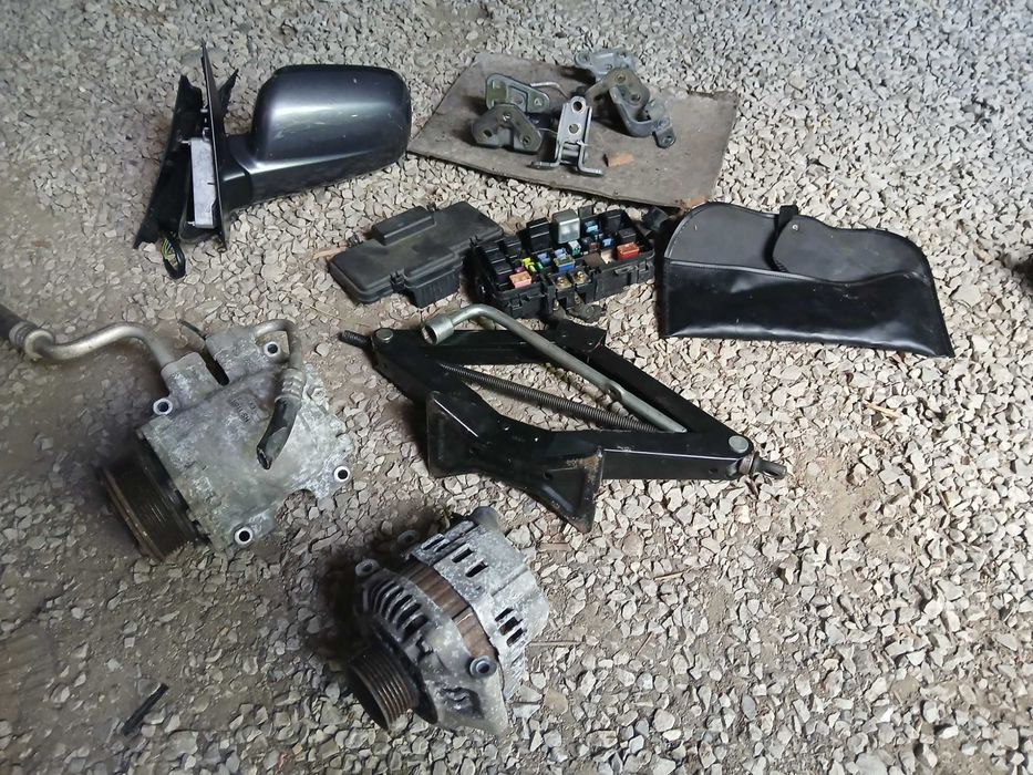 Двигател и части от honda crv 2